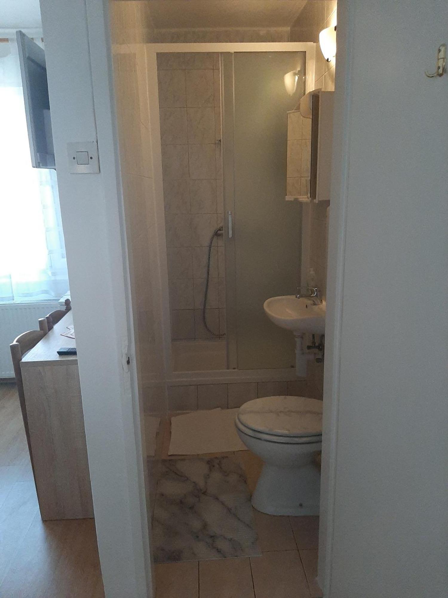 Apartments And Rooms With Parking Space Mali Lošinj Esterno foto