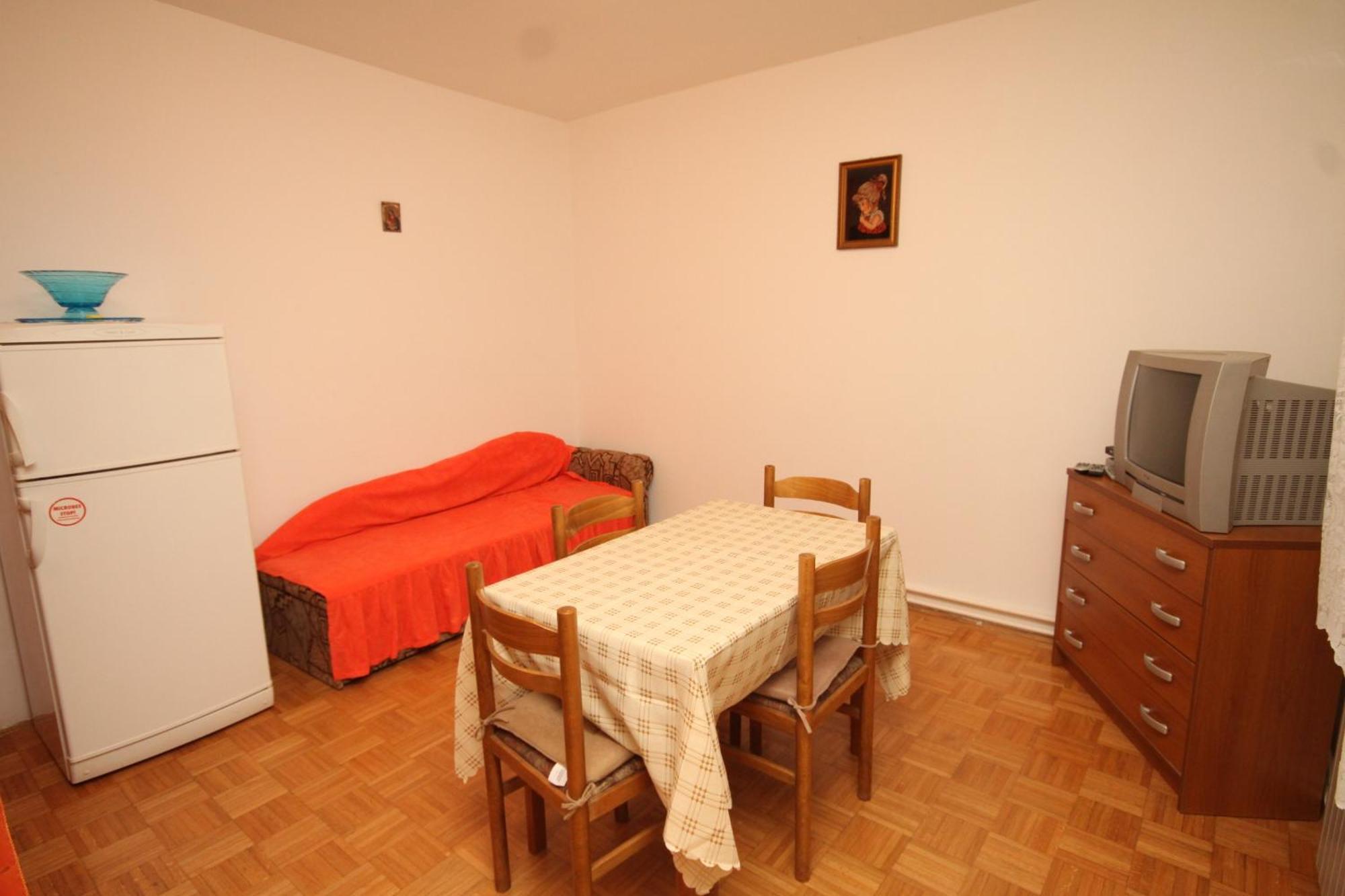 Apartments And Rooms With Parking Space Mali Lošinj Esterno foto