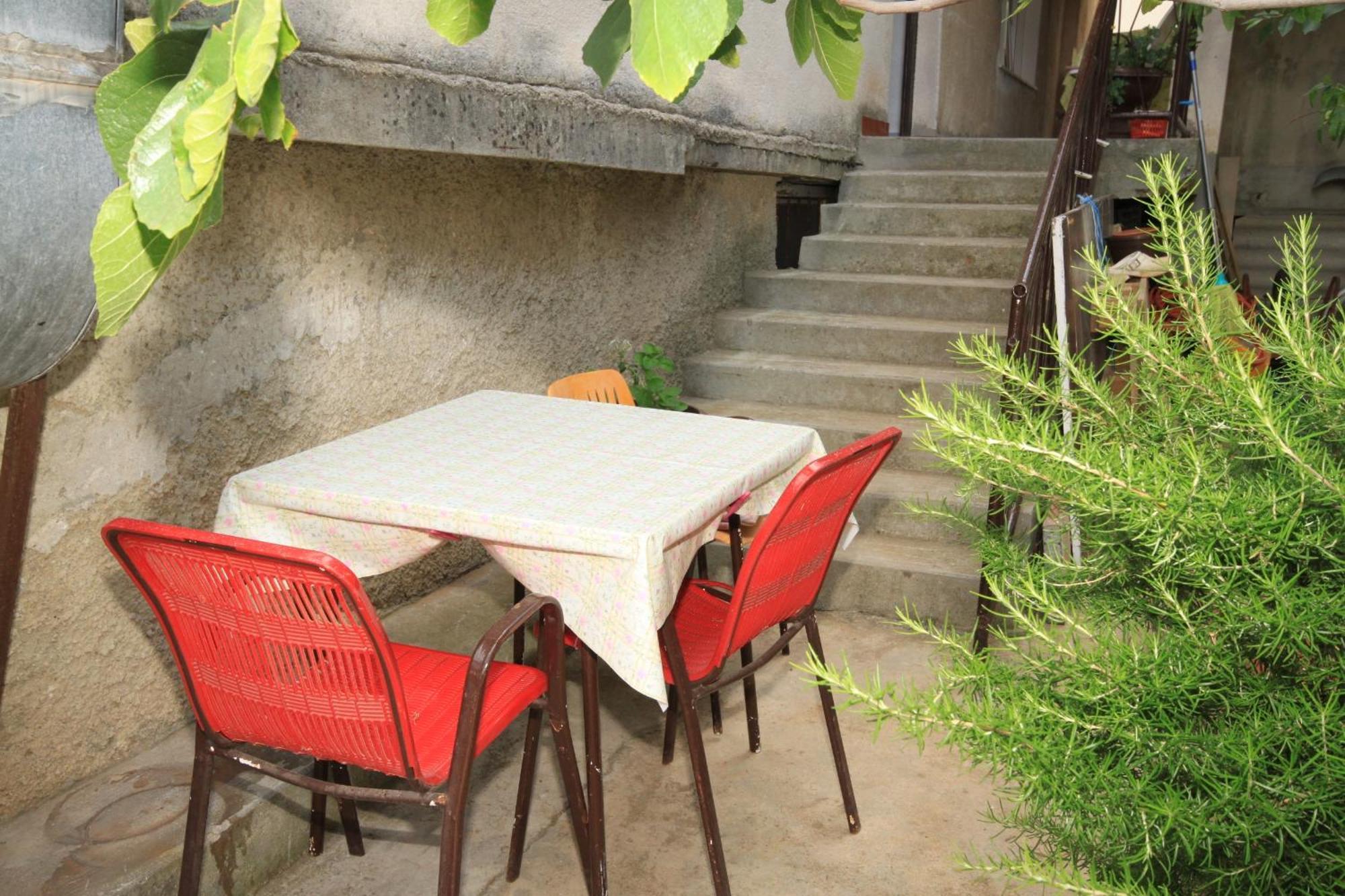 Apartments And Rooms With Parking Space Mali Lošinj Esterno foto