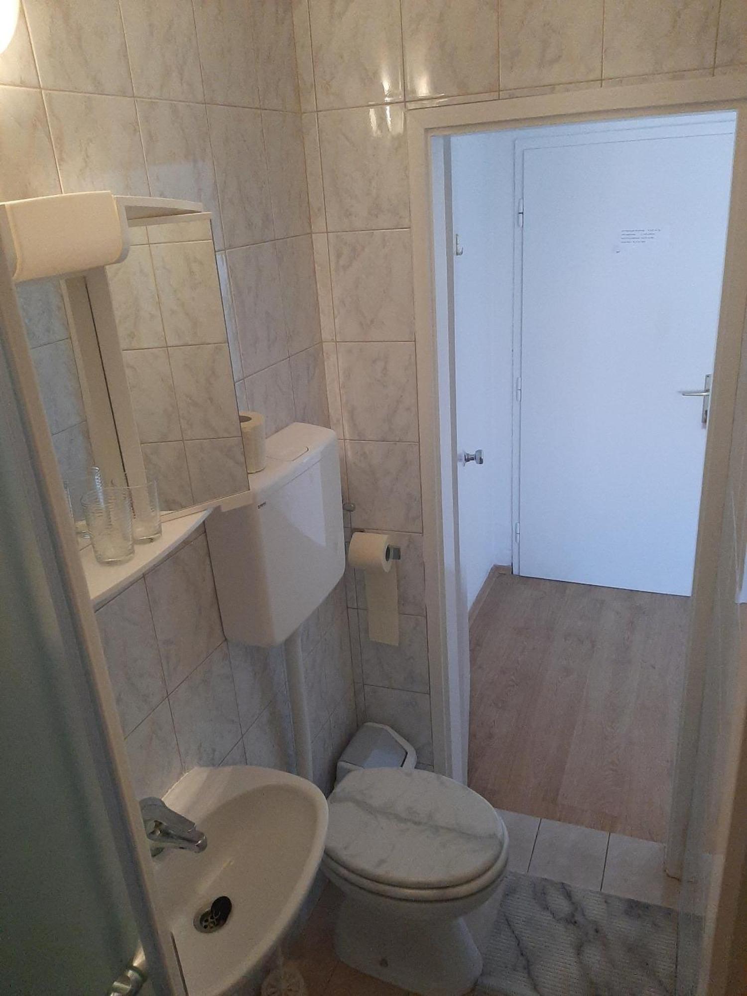 Apartments And Rooms With Parking Space Mali Lošinj Camera foto