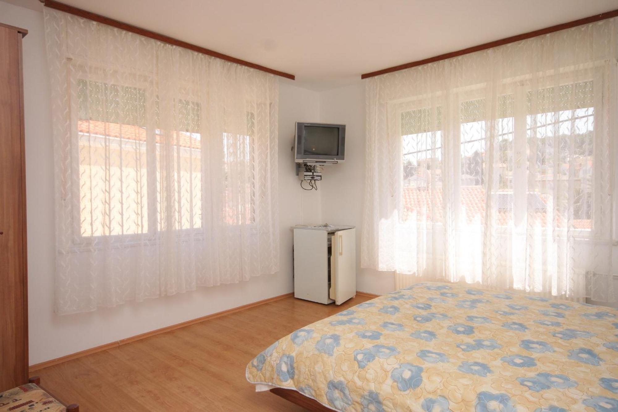 Apartments And Rooms With Parking Space Mali Lošinj Camera foto